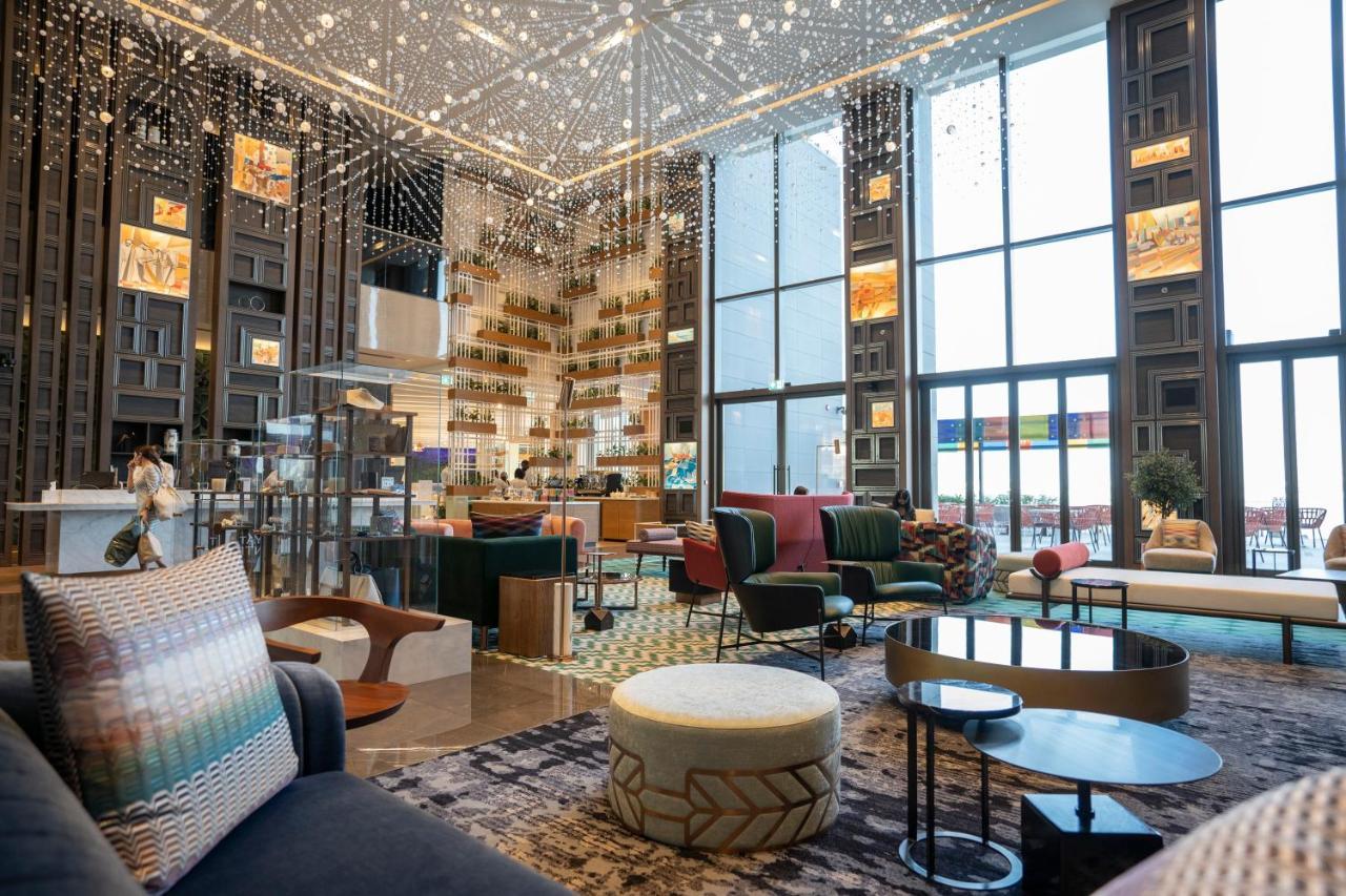 Hyatt Centric Jumeirah ดูไบ ภายนอก รูปภาพ The lobby of the hotel