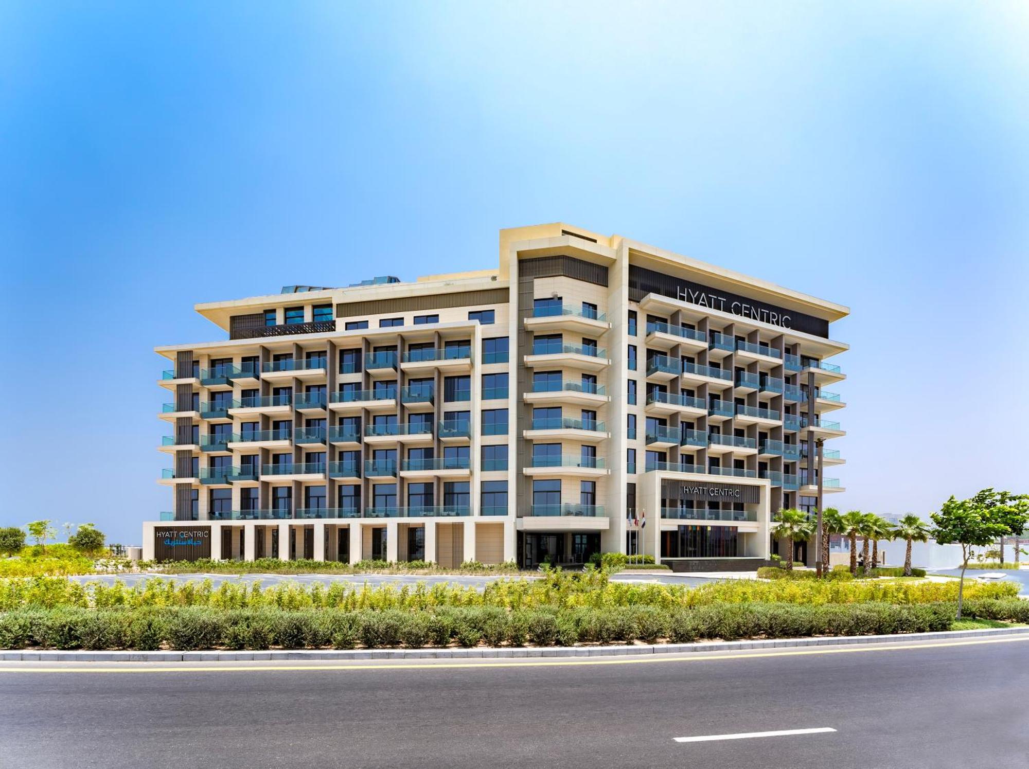 Hyatt Centric Jumeirah ดูไบ ภายนอก รูปภาพ The Cove Rotana